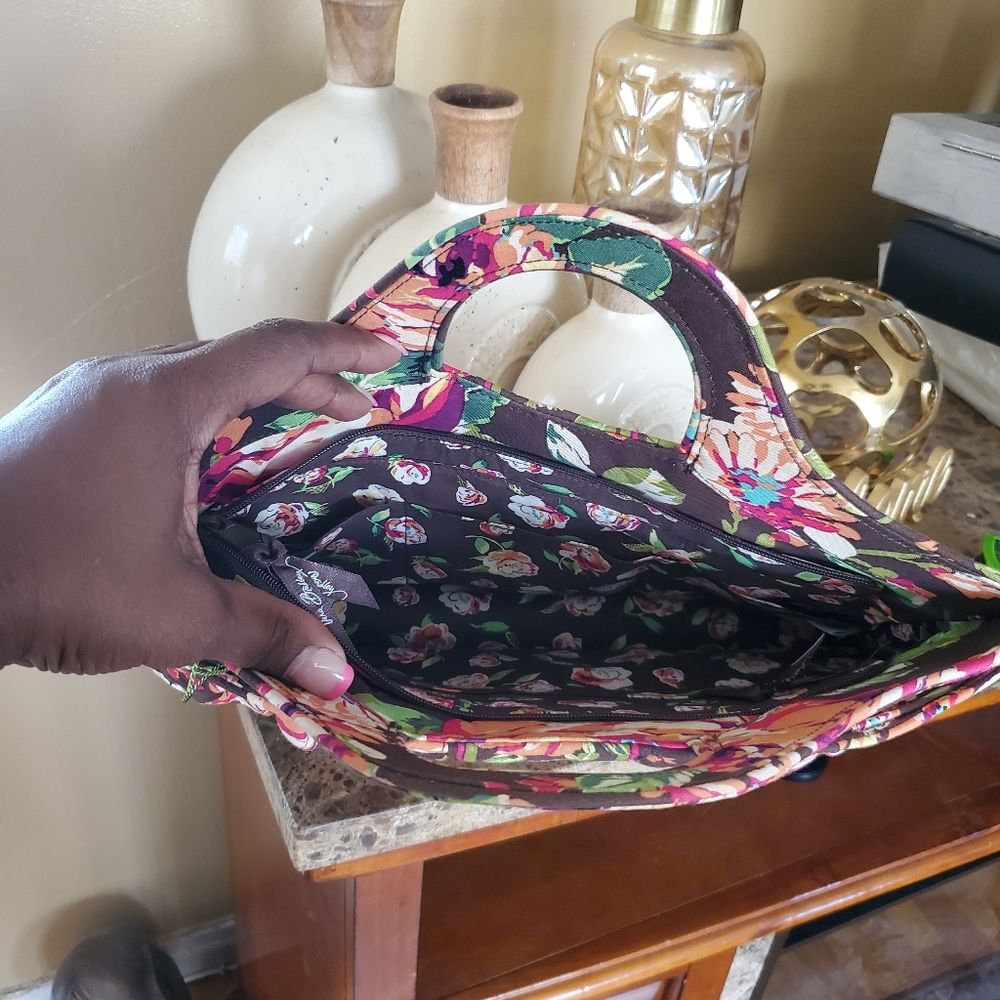 Handbag - Picture 6 of 8